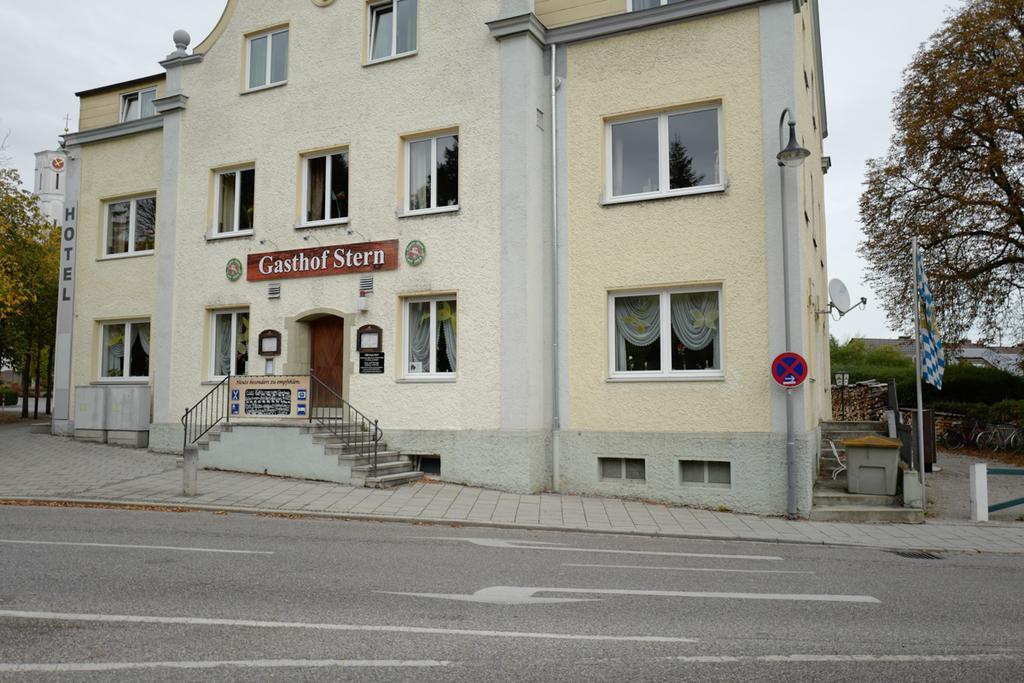 Hotel Stern Gersthofen Exterior foto